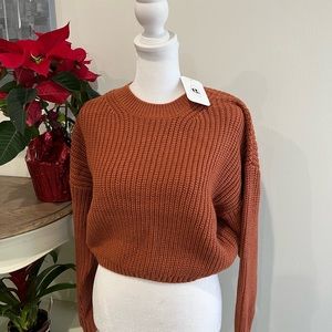 Crewneck cropped sweater